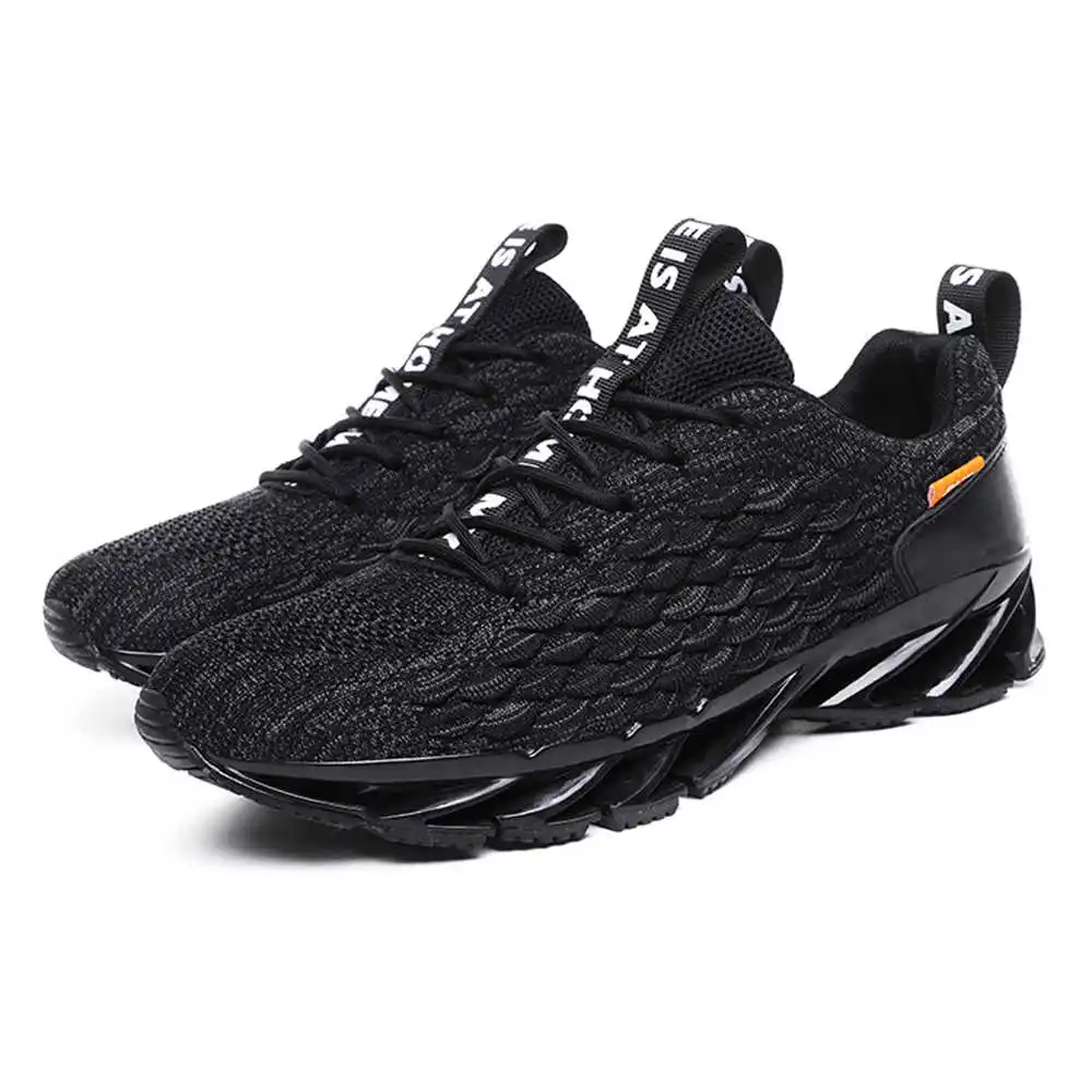 size 44 size 39 walking shoes  – Badminton Vietnam Bewertung und Preis